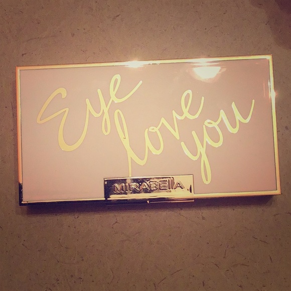 Mirabella Eye Palette makeup - Picture 2 of 2